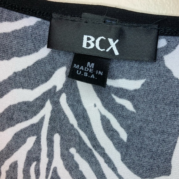 BCX Black and White Ruffled Top Medium - Picture 3 of 4